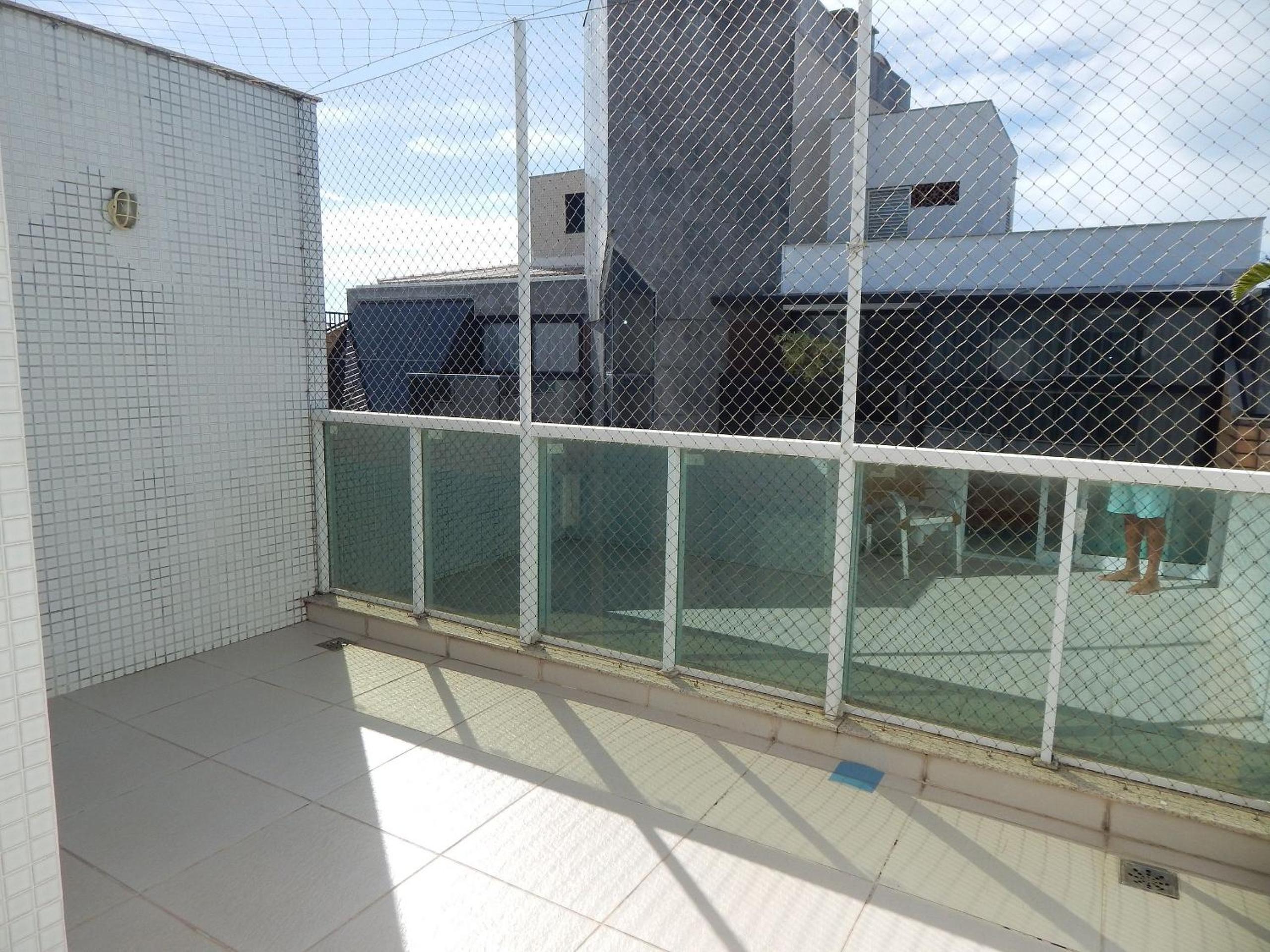 Cobertura de Luxo com Piscina e churrasqueira na Praia do Forte