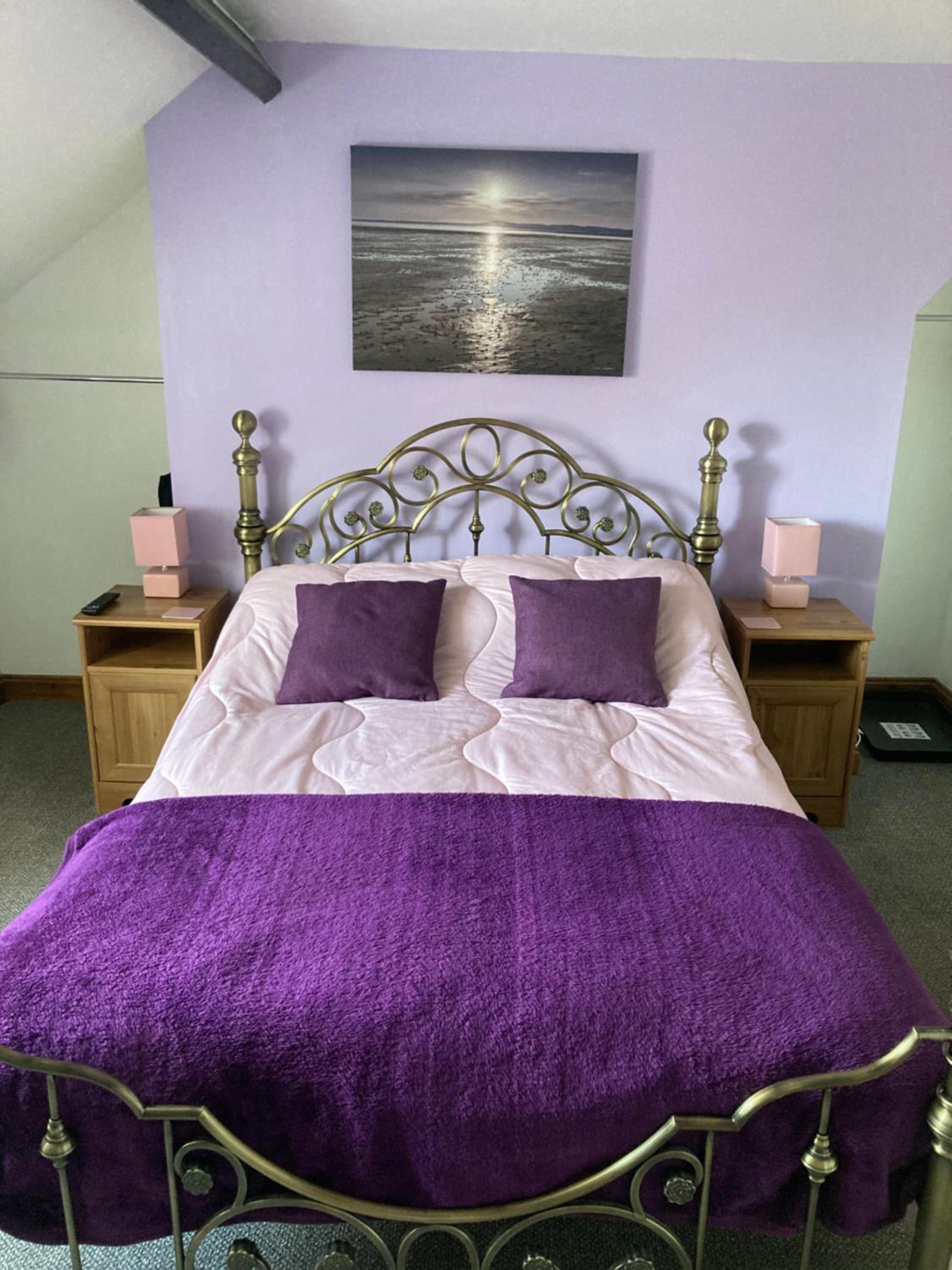 Ellies Guest House