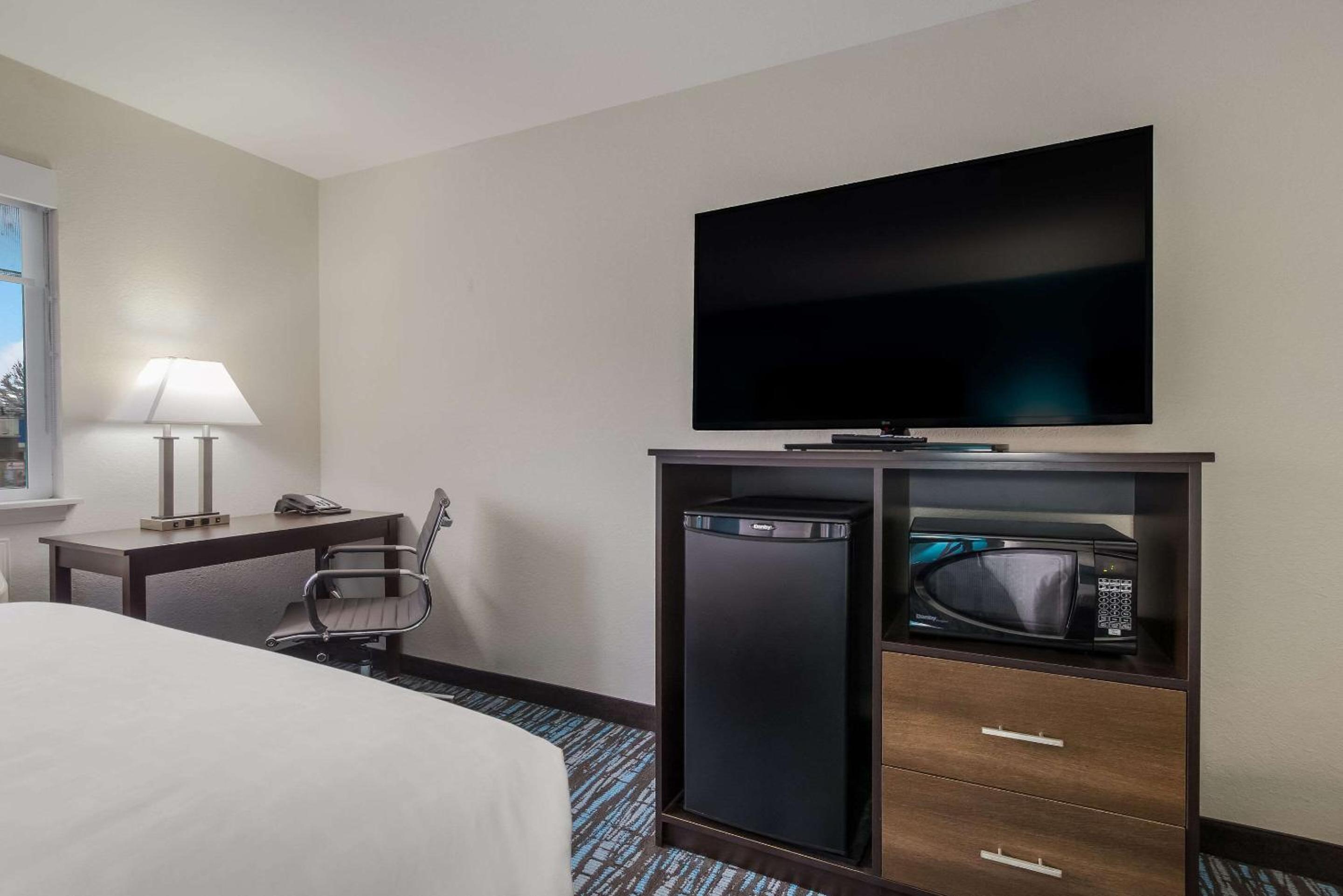 Clarion Pointe Harrodsburg-Danville
