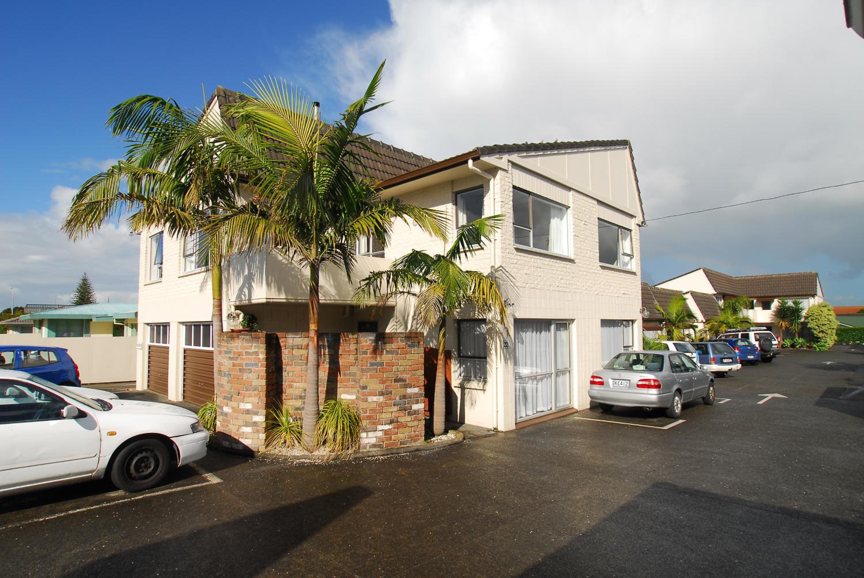 Takapuna Motor Lodge — Auckland, New Zealand