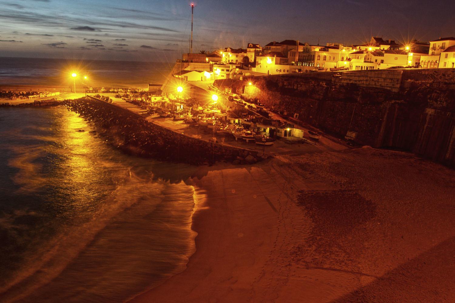 Ericeira Chill Hill Hostel & Private Rooms