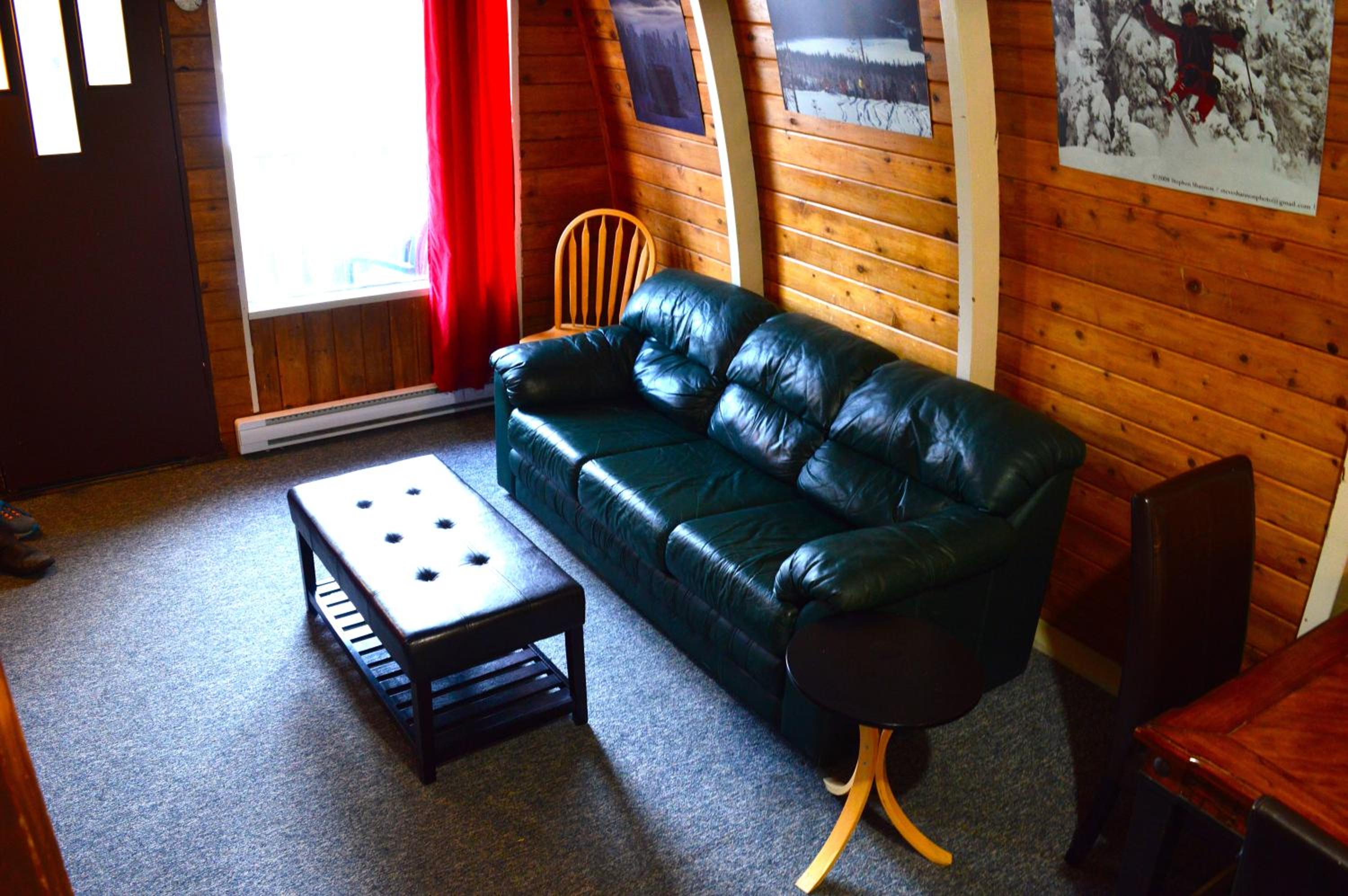 Cozy Cabin at RED - Steps to Skiing & Trails - Image 3