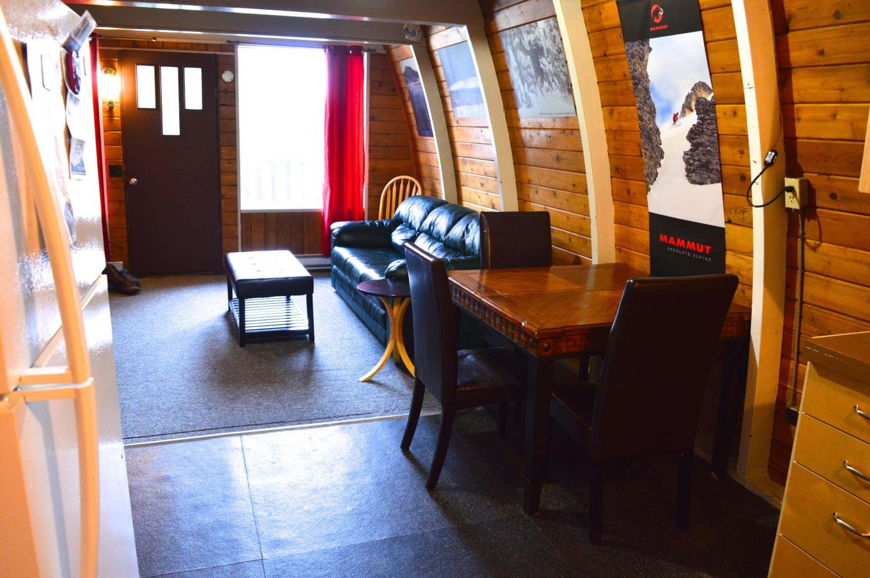 Cozy Cabin at RED - Steps to Skiing & Trails - Image 2