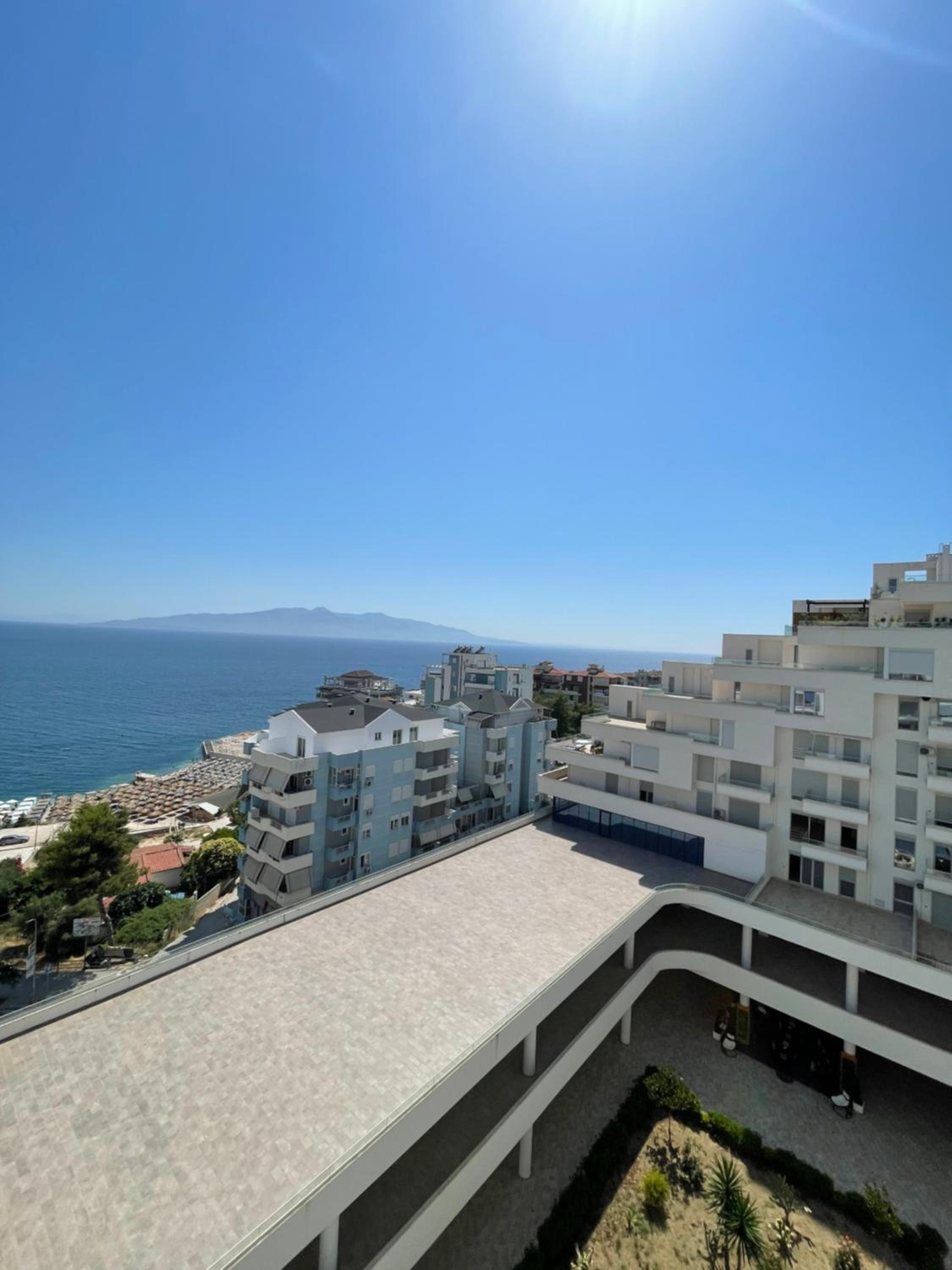 SeaView Modern Two Bedroom Apartment