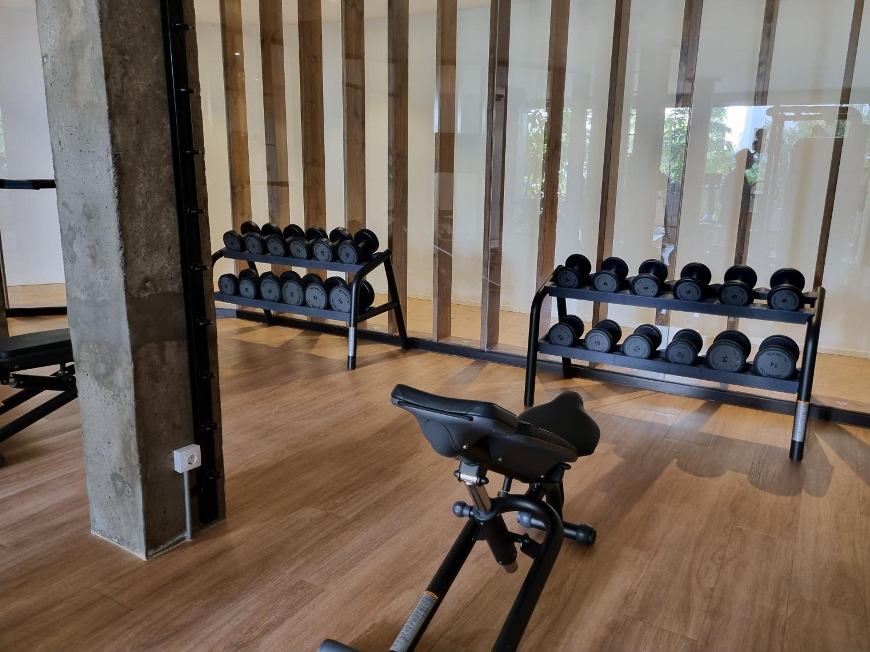 Prachtig gelijkvloers appartement met verwarmd zwembad & fitness