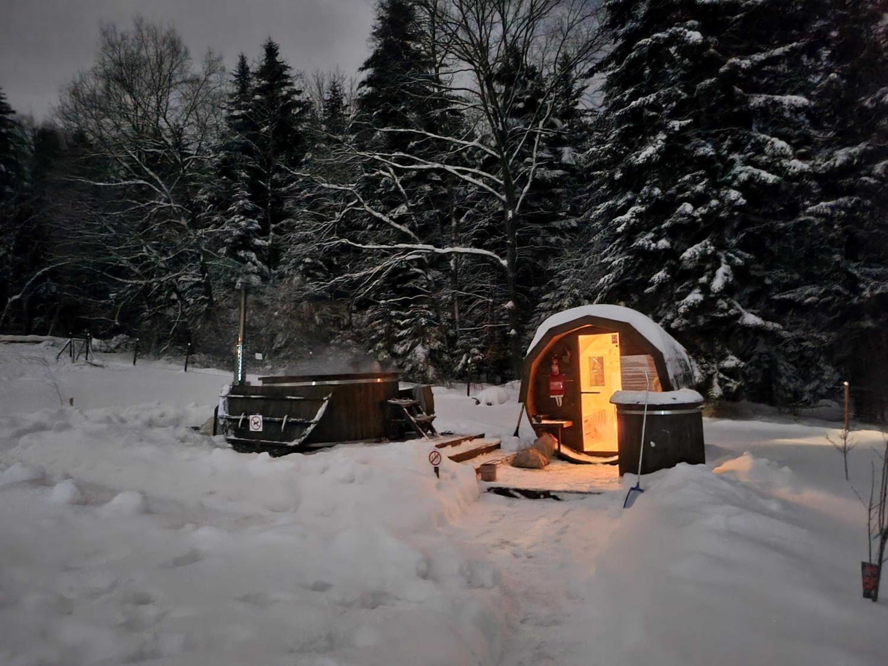Klimkówka Pod Gwiazdami - sauna, jacuzzi, basen
