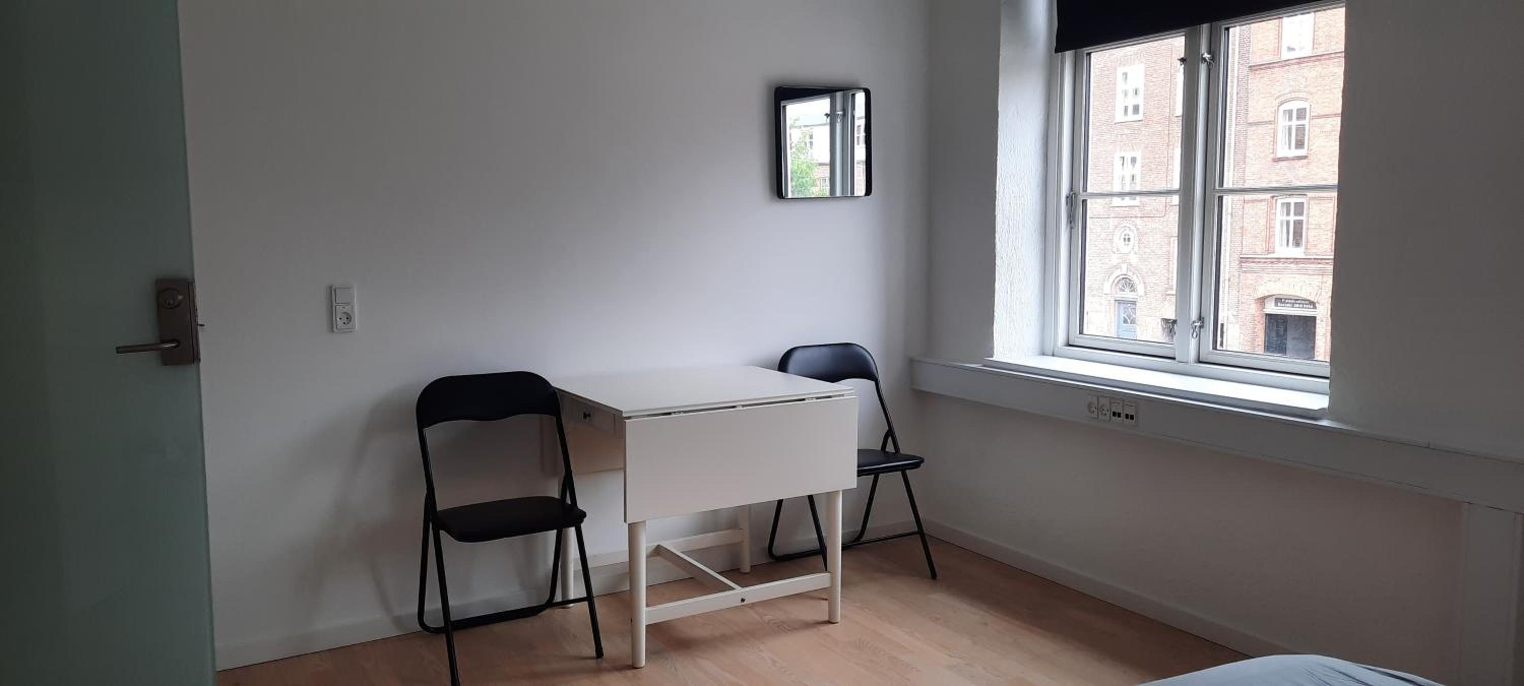 Private Room in a shared apartment