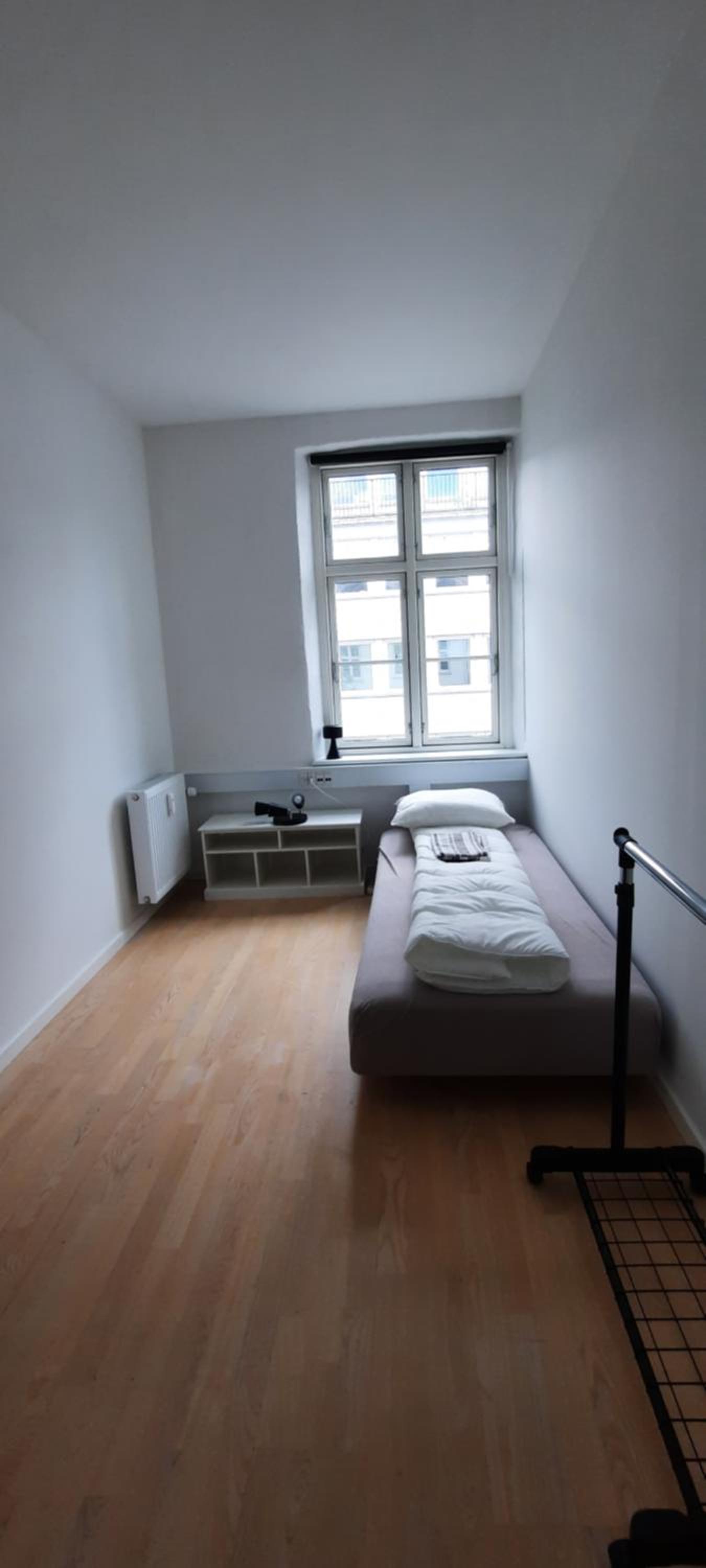 Private Room in a shared apartment