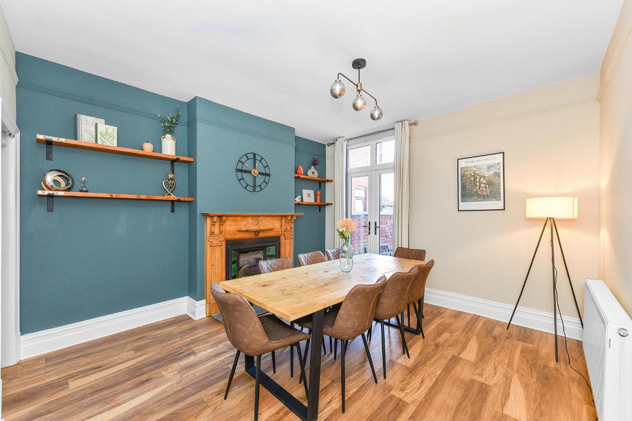 Haydn House Luxurious Retreat - 4 bedroom, 10 guest max, Perfect home away from home view 5