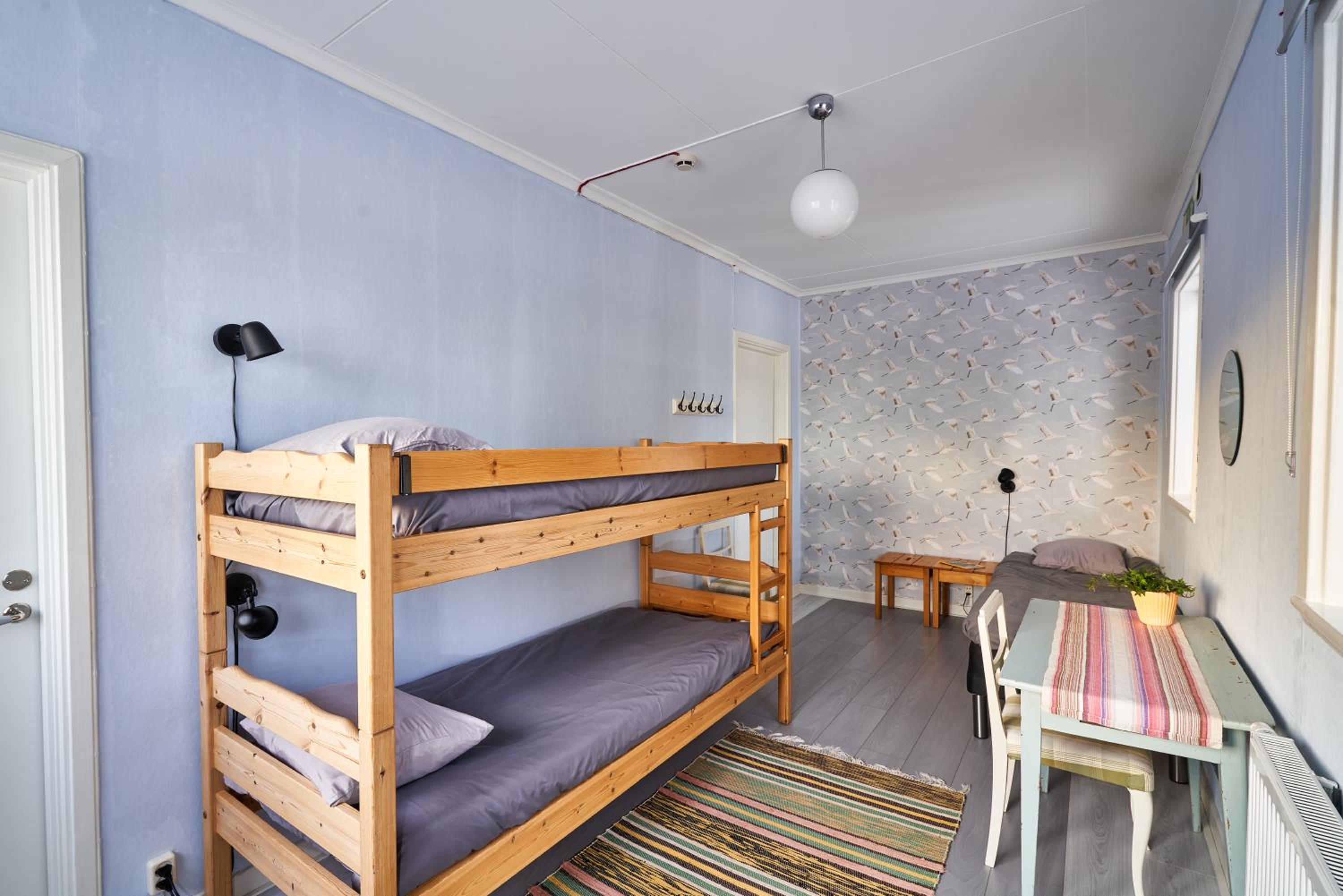 Hovra Vandrarhem B&B