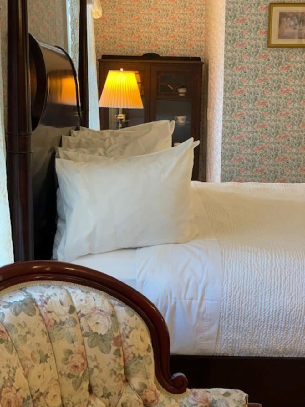 Central House Inn
