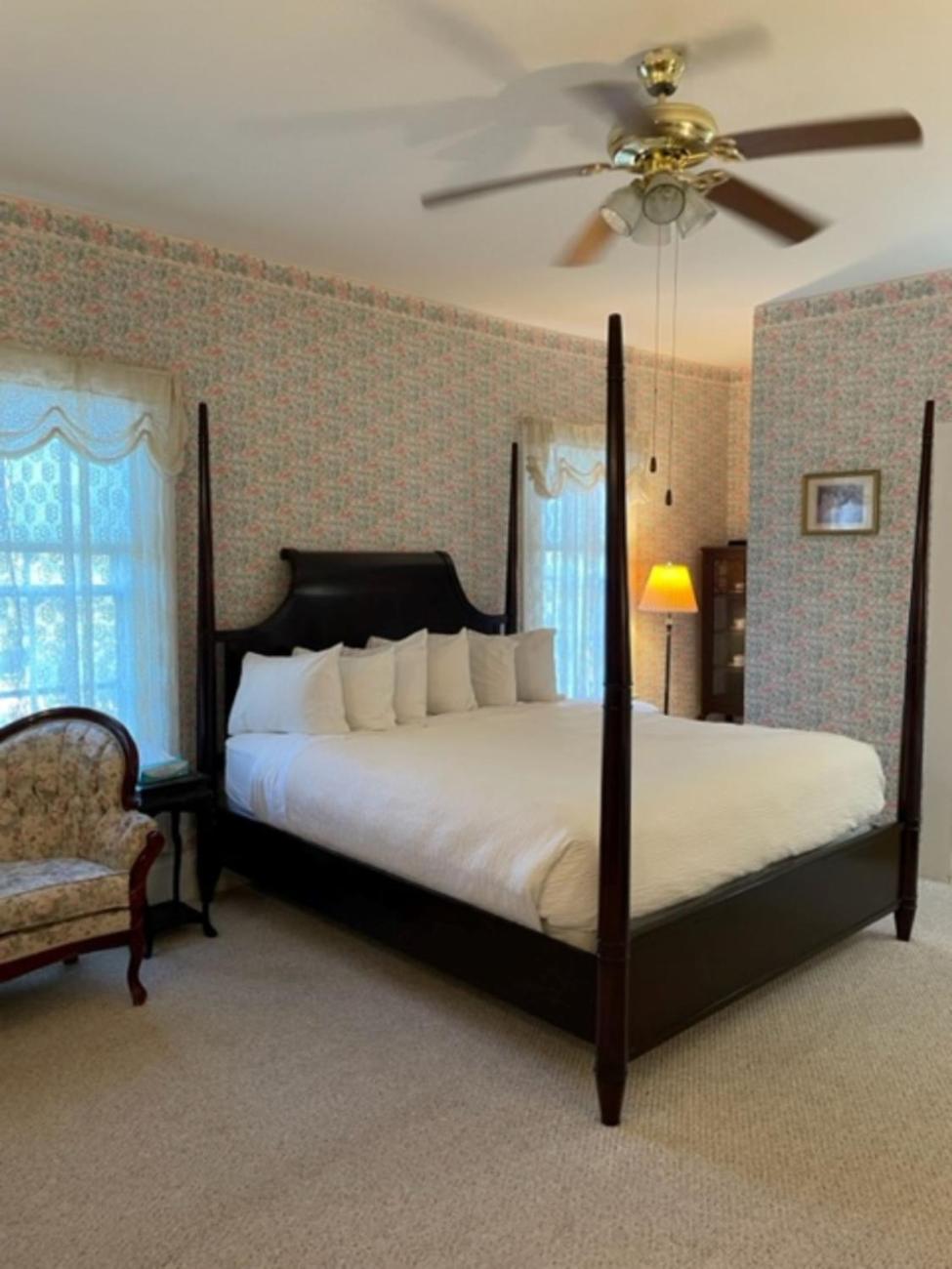 Central House Inn