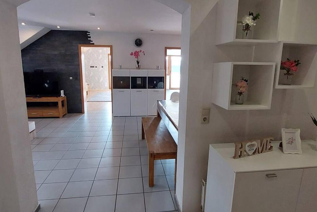 Große tolle 4 Zimmer Ferienwohnung im Herzen des Odenwaldes