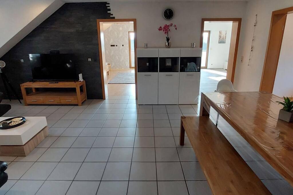 Große tolle 4 Zimmer Ferienwohnung im Herzen des Odenwaldes
