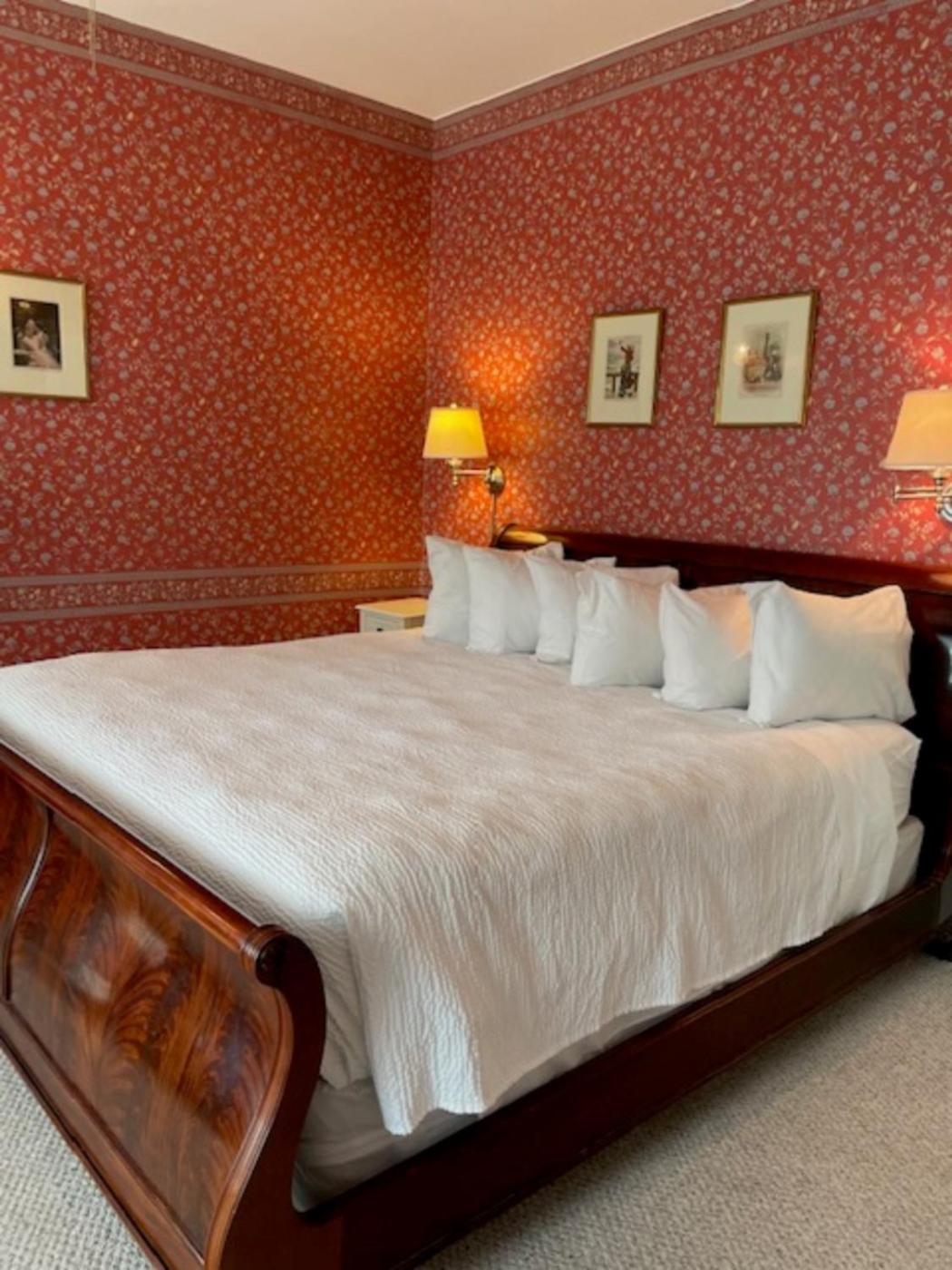 Central House Inn