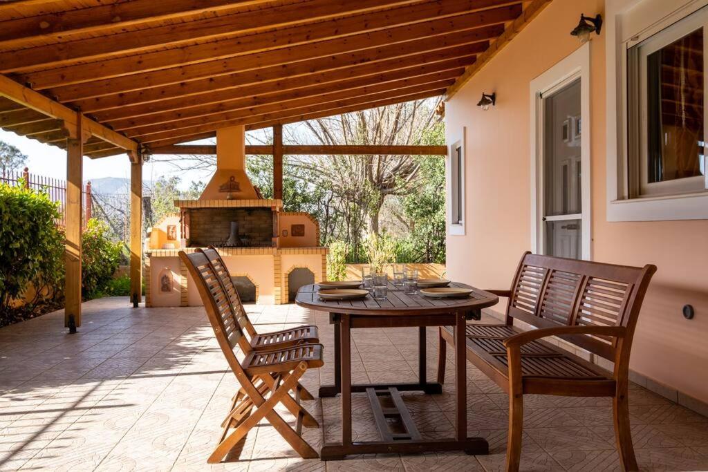 Phoceus Poolfront Grande Villa
