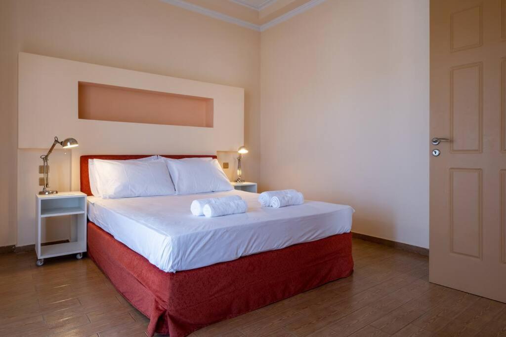 Phoceus Poolfront Grande Villa