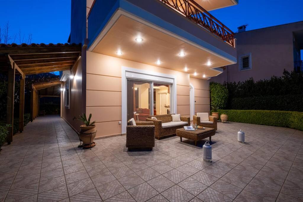 Phoceus Poolfront Grande Villa