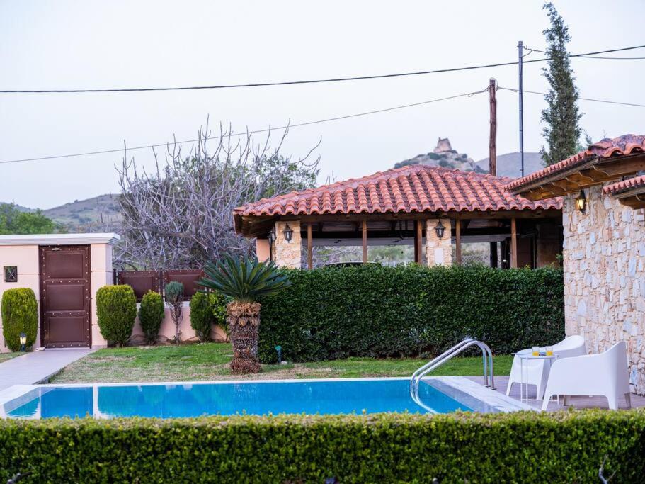 Phoceus Poolfront Grande Villa