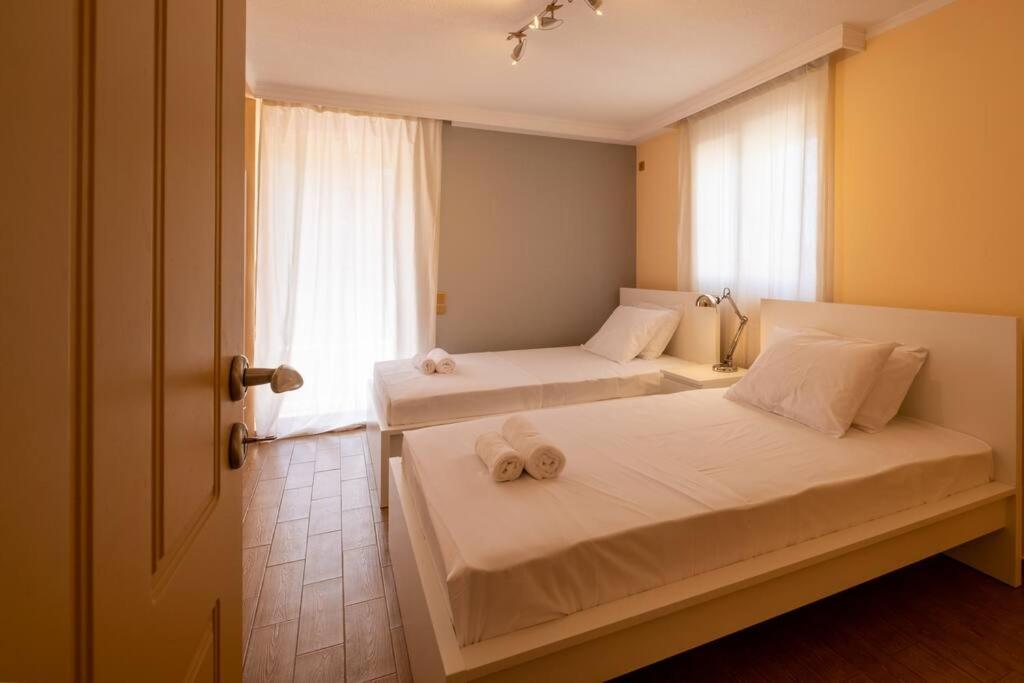 Phoceus Poolfront Grande Villa