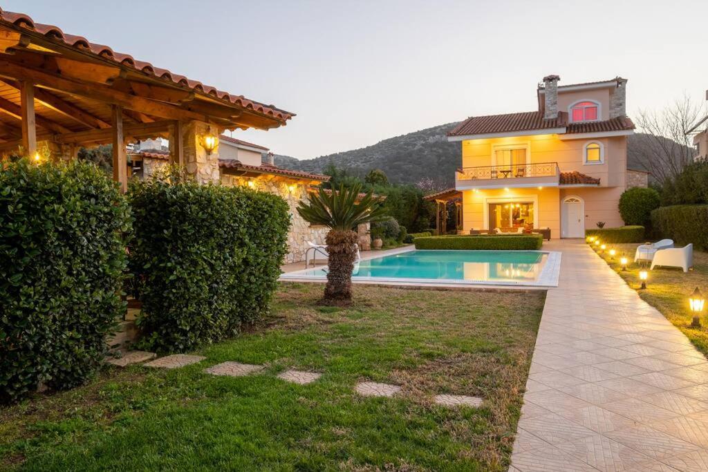 Phoceus Poolfront Grande Villa