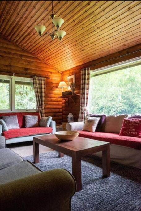 Grouse Lodge