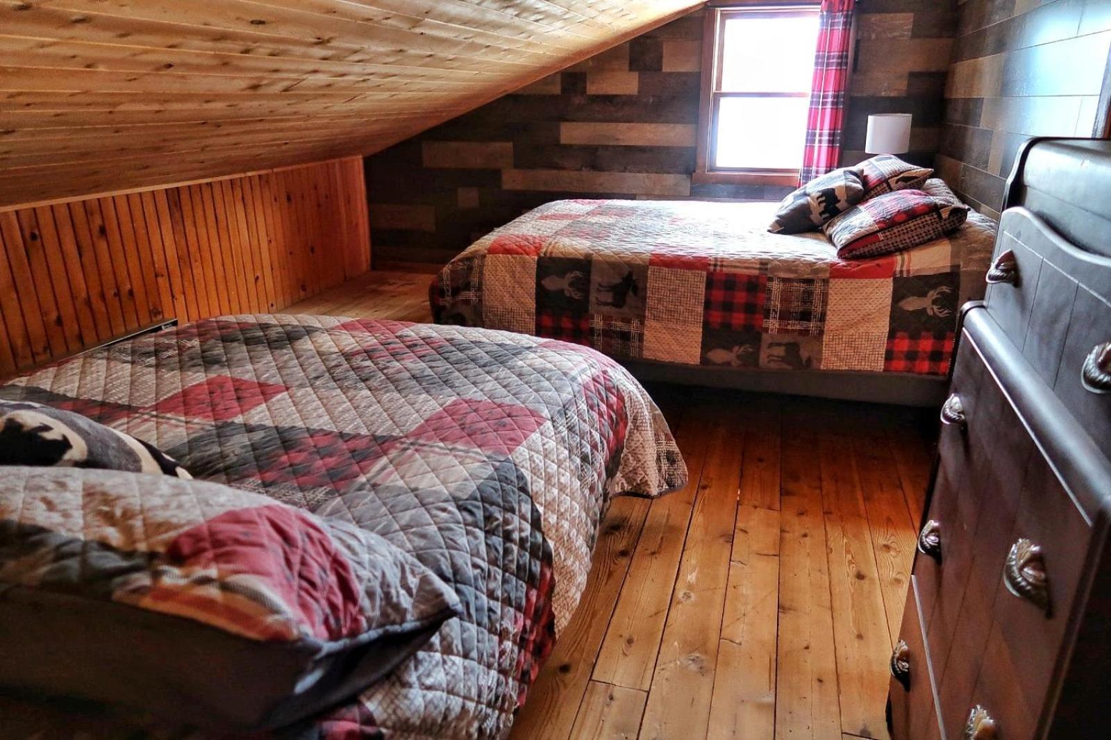 Cozy log cottage