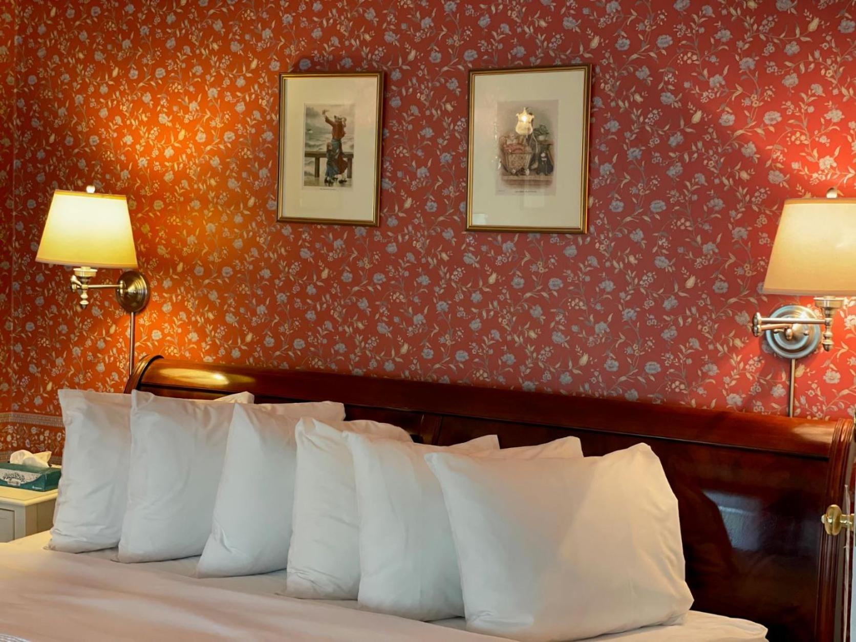 Central House Inn