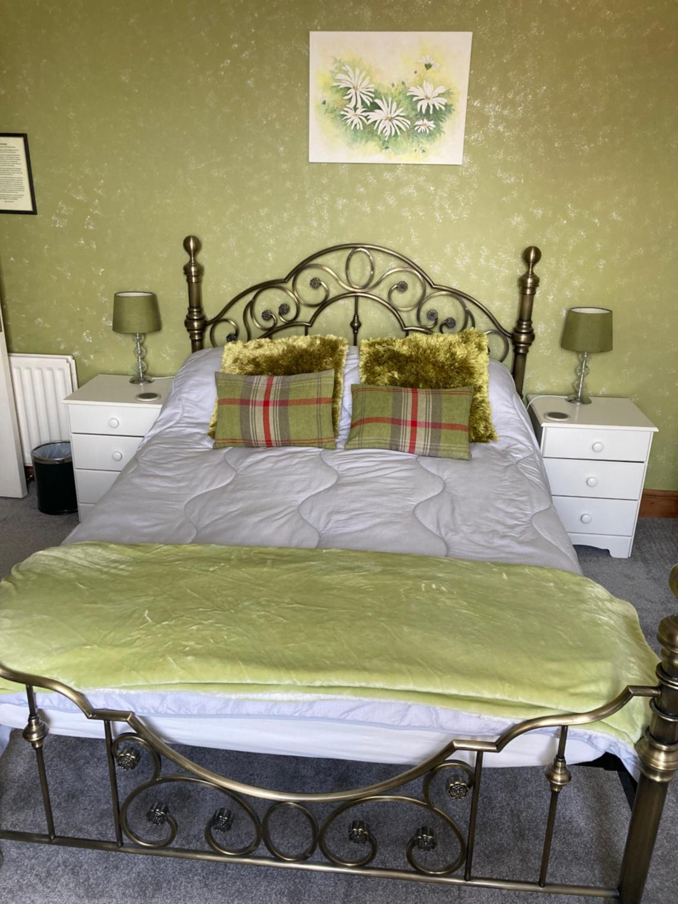 Ellies Guest House