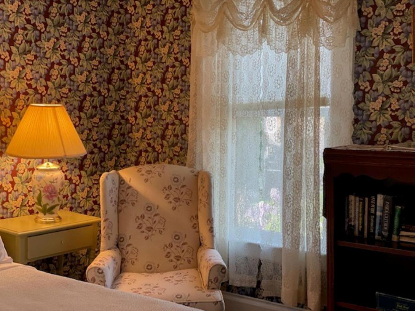 Central House Inn