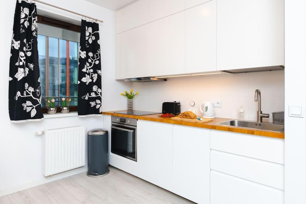 Sempre Warszawa-Smart TV-Netflix-Amazing location