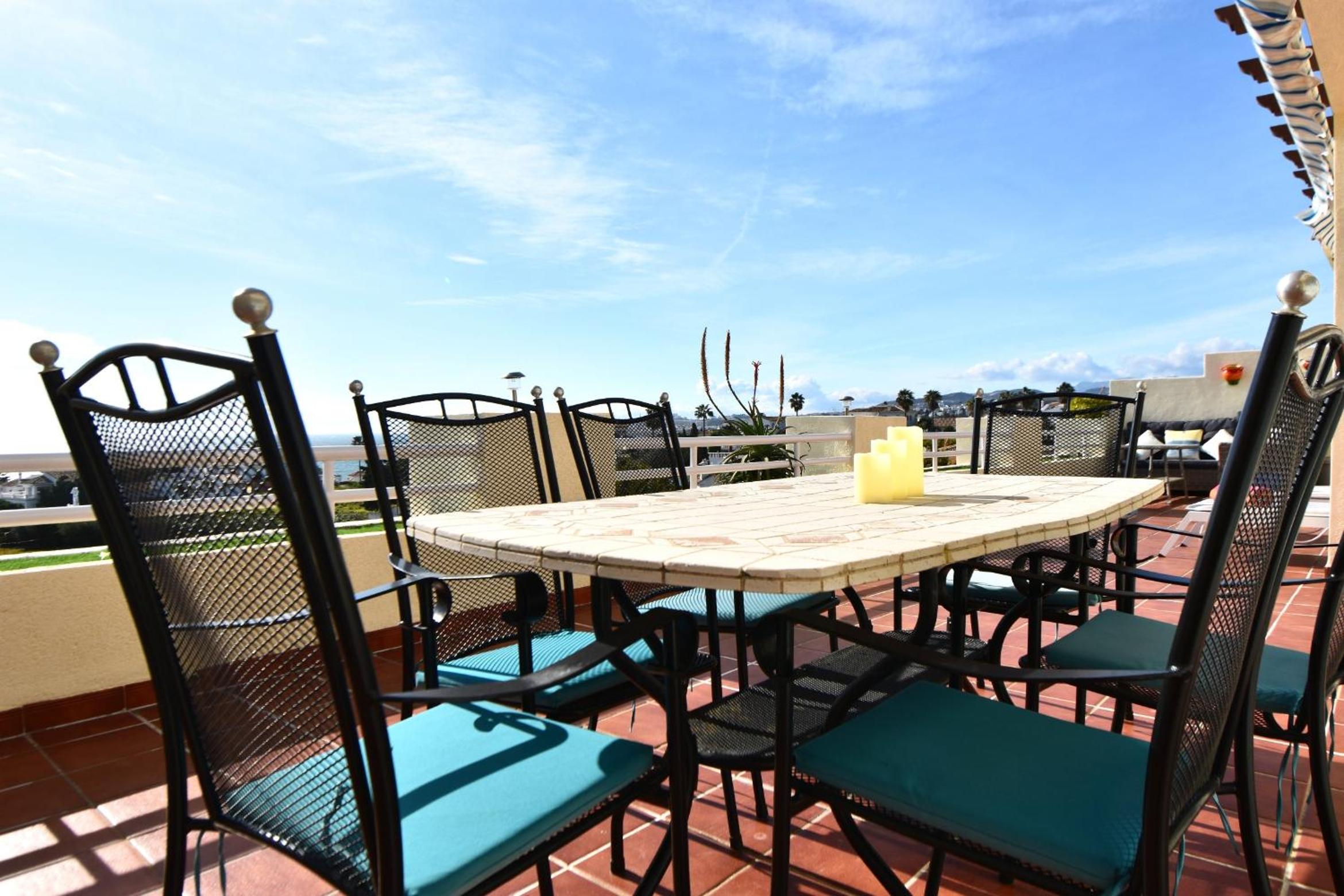 Seaviews Balcones de Chaparral 3 Bed Apt view 3