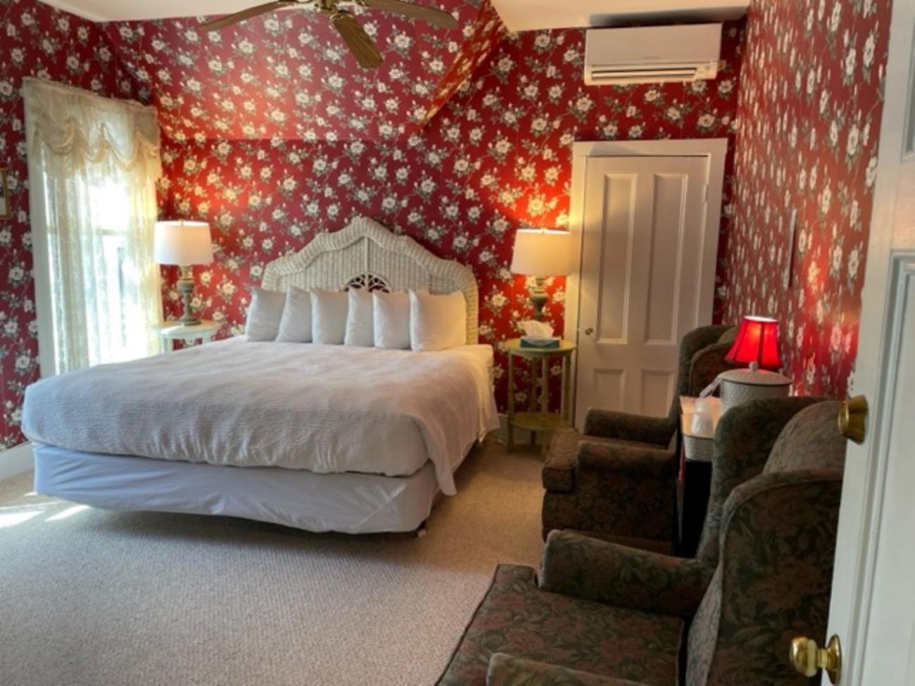 Central House Inn