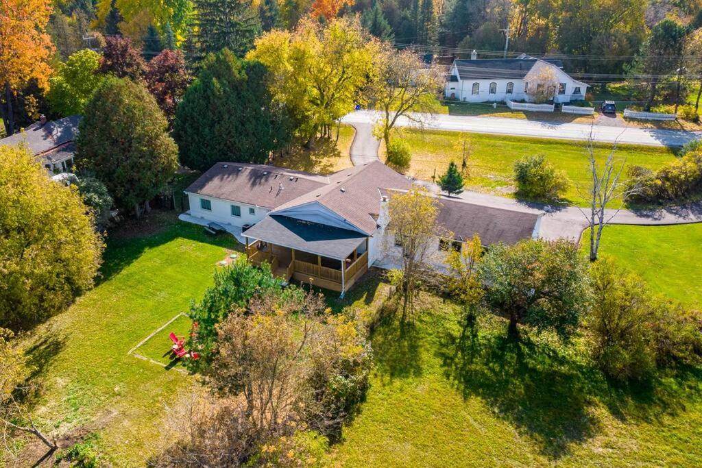 5 Bedroom Vacation Cottage - King City
