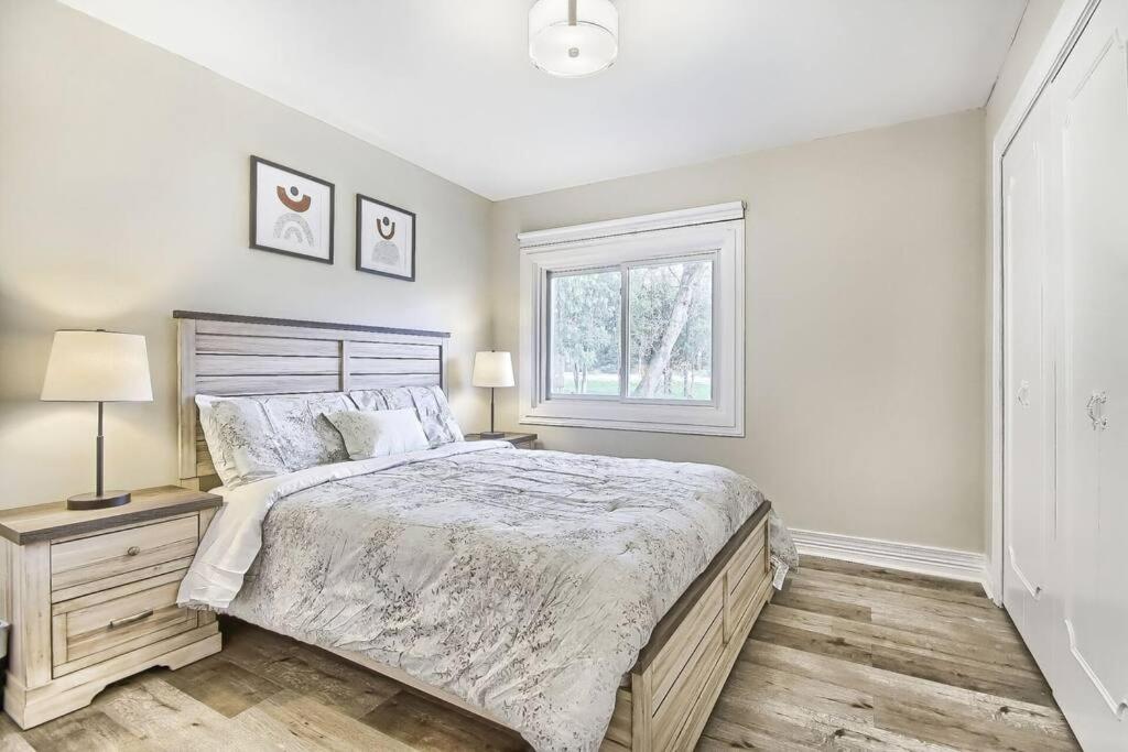 5 Bedroom Vacation Cottage - King City