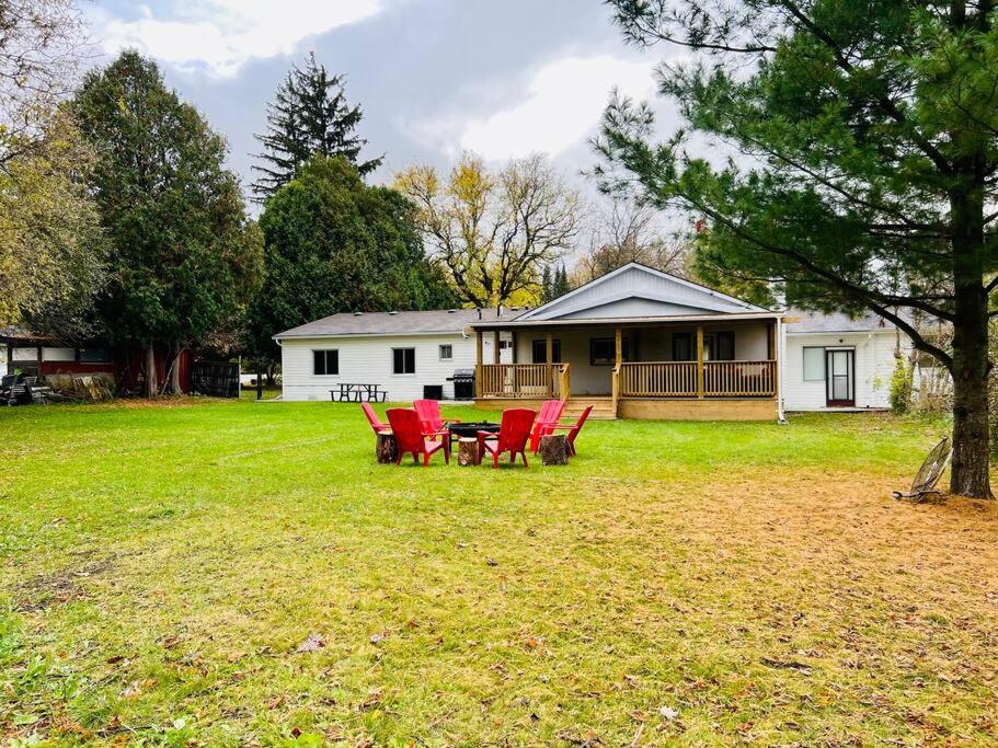5 Bedroom Vacation Cottage - King City