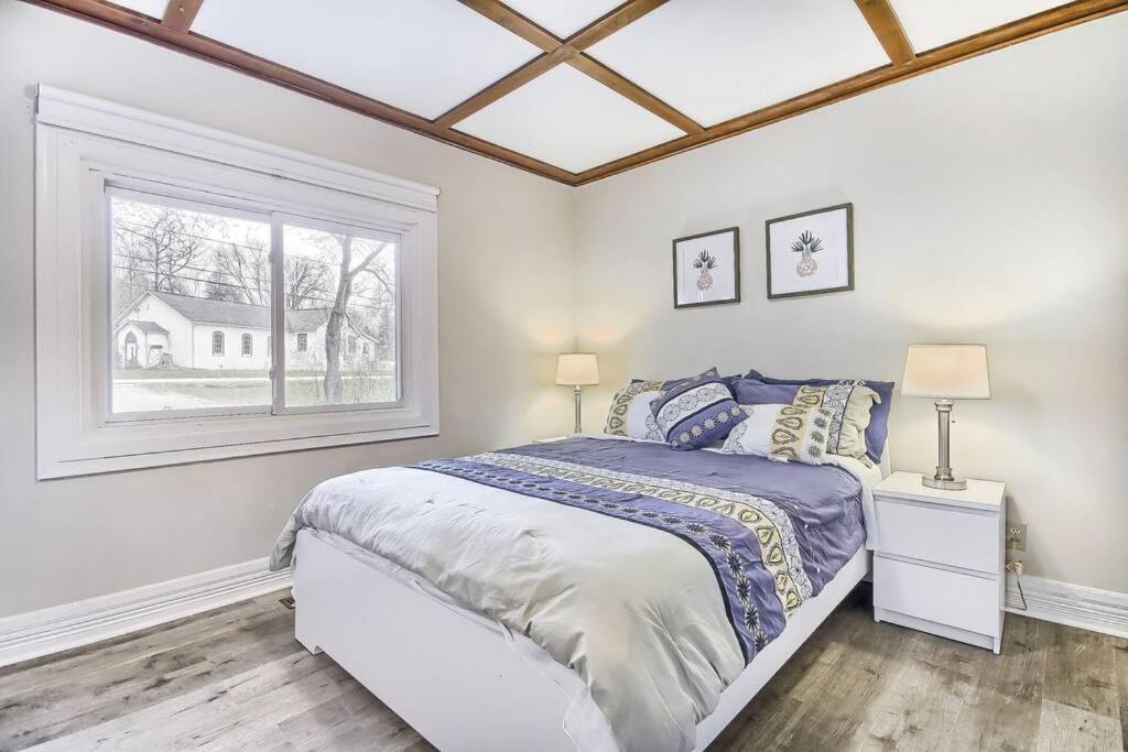 5 Bedroom Vacation Cottage - King City