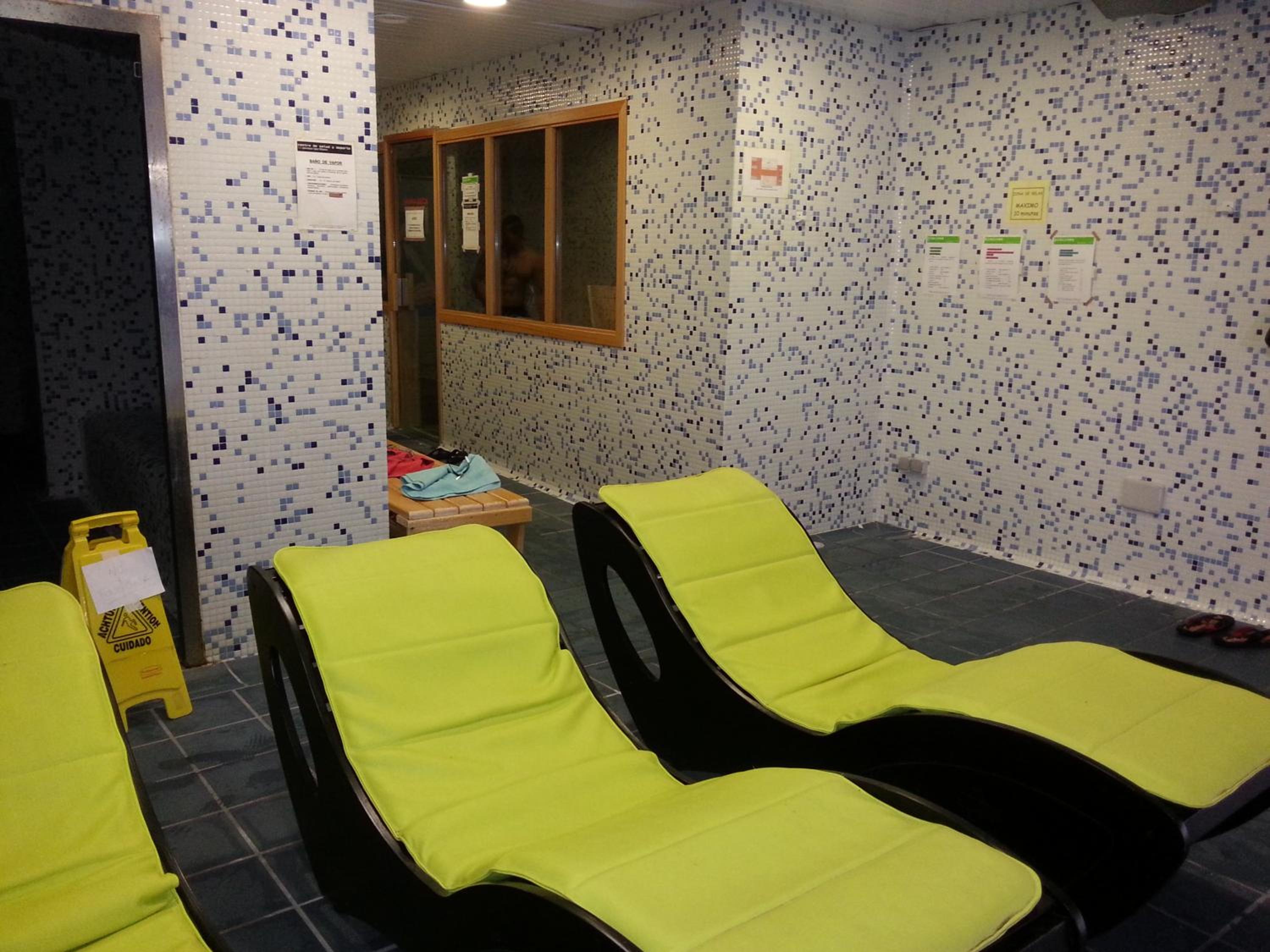 APARTMENTSUITESPAIN FORMIGAL ORDESa