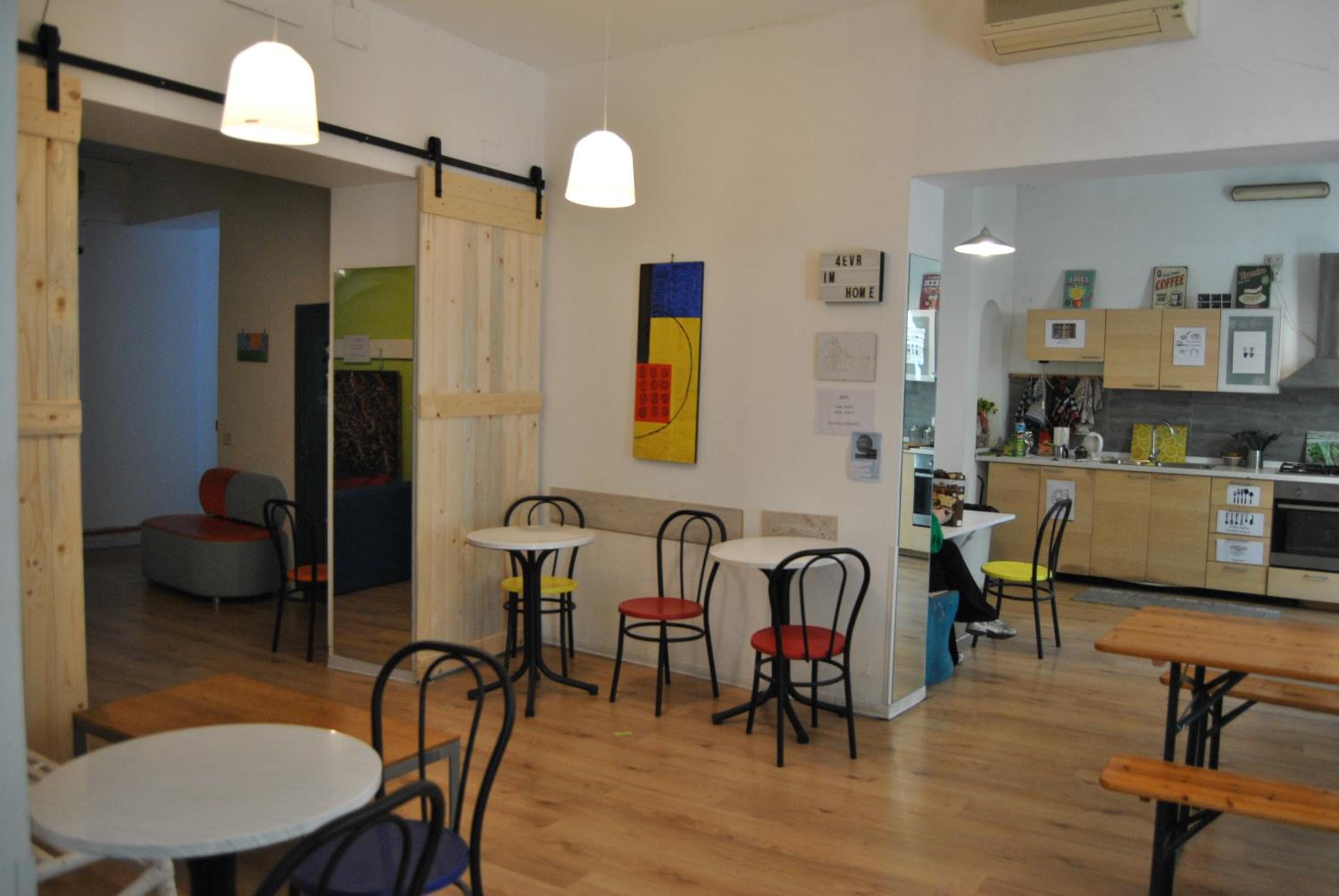Balarm - Hostel and Bar view 3