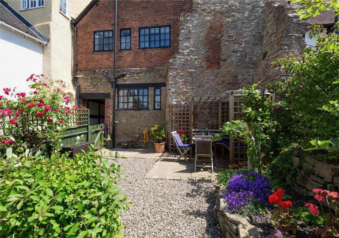 Corve Cottage Historic cottage in beautiful ludlow view 4