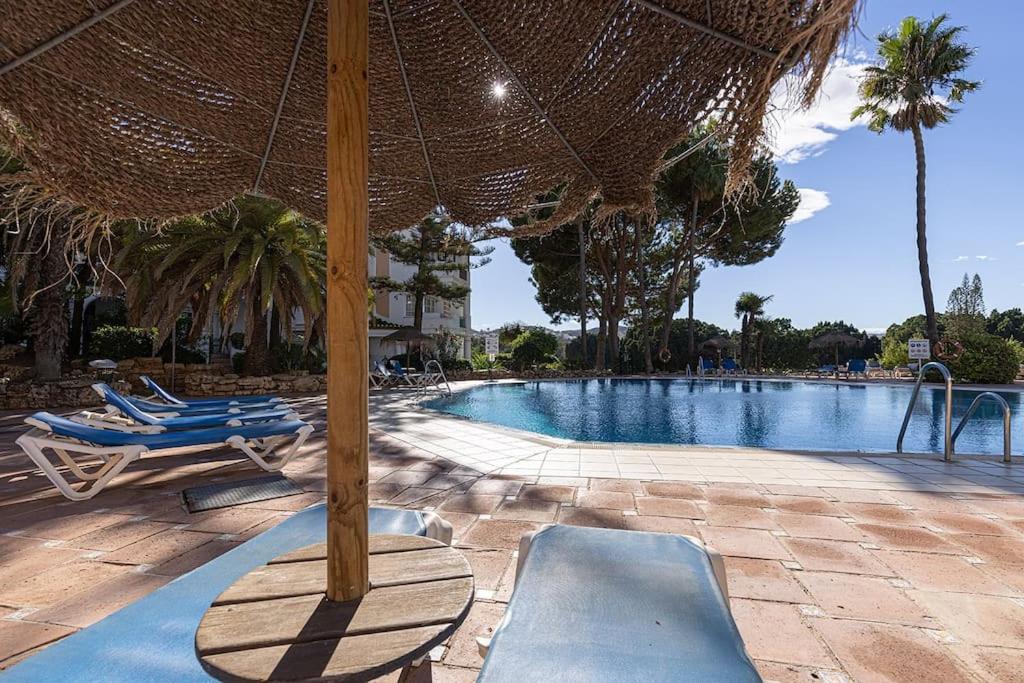 Stylish Penthouse Duplex at Matchroom Country Club
