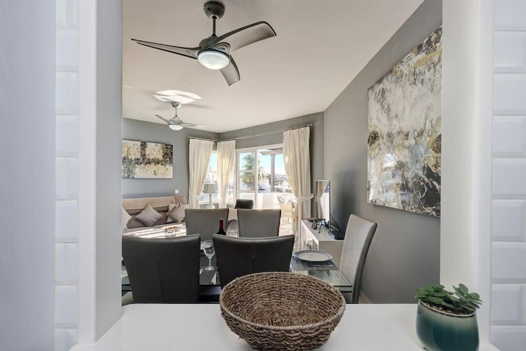 Stylish Penthouse Duplex at Matchroom Country Club