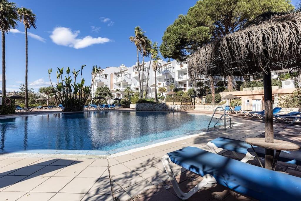 Stylish Penthouse Duplex at Matchroom Country Club
