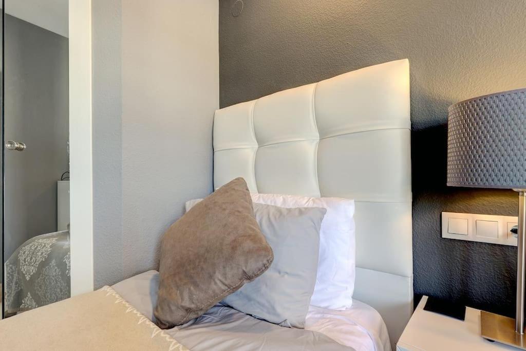 Stylish Penthouse Duplex at Matchroom Country Club