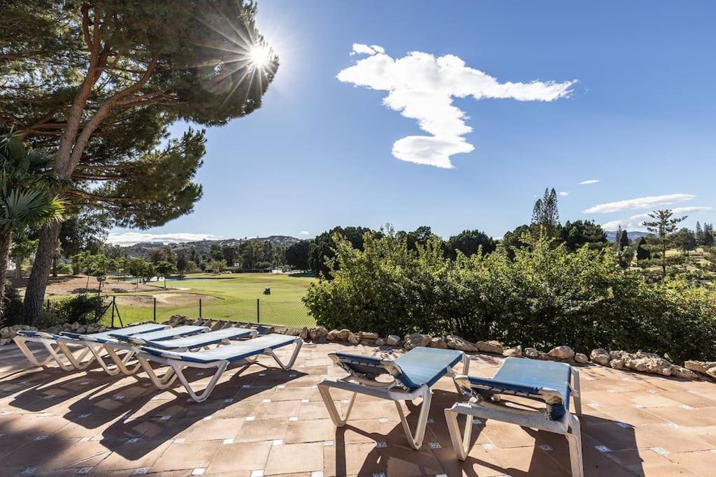 Stylish Penthouse Duplex at Matchroom Country Club