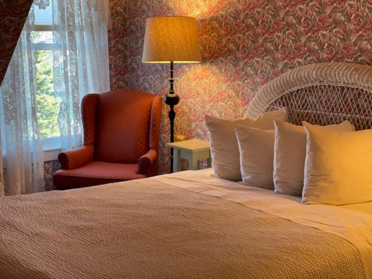 Central House Inn