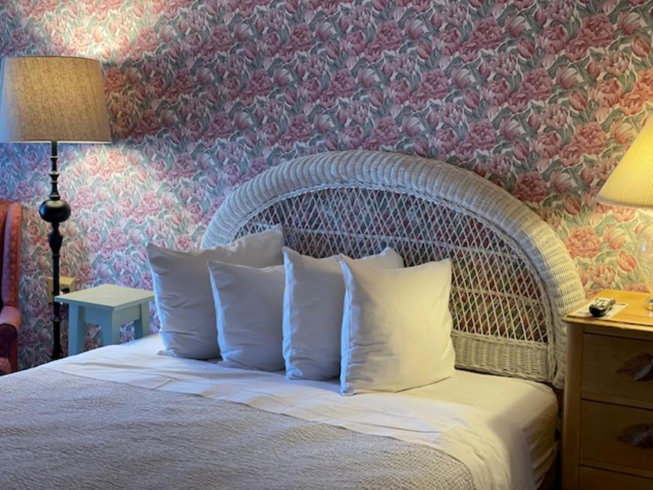 Central House Inn