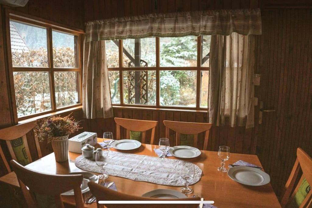 Charming cottage KLARA with Sauna, Nature&Privacy near Prague