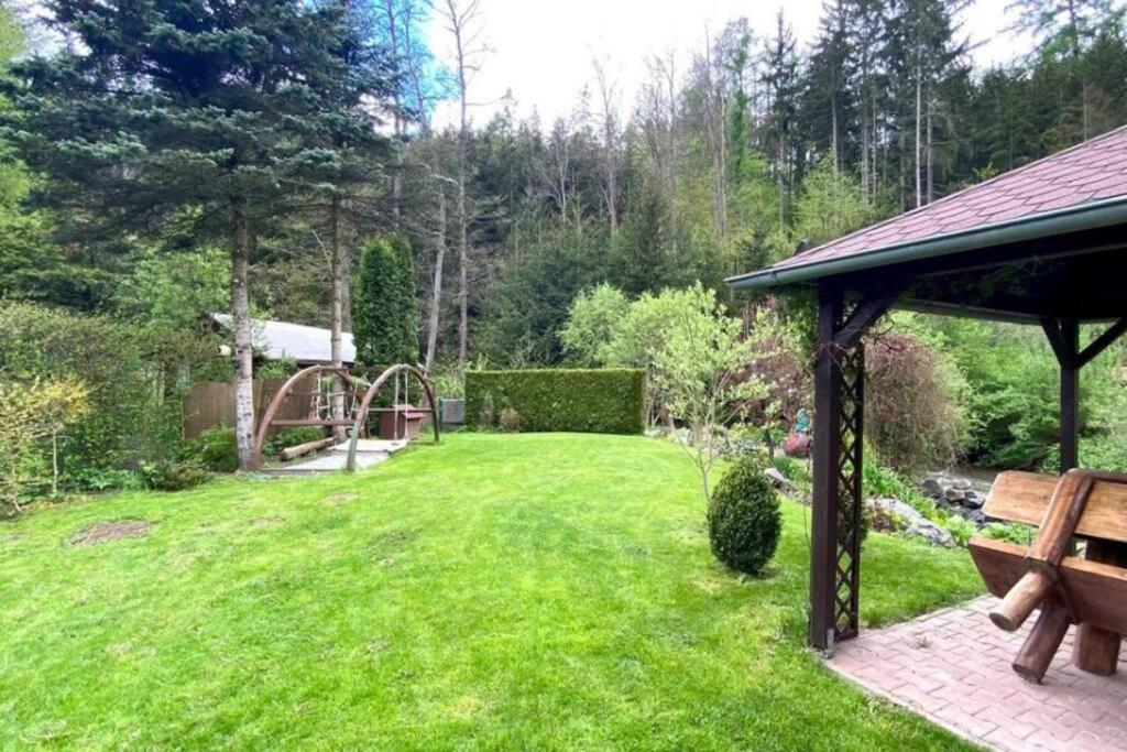 Charming cottage KLARA with Sauna, Nature&Privacy near Prague