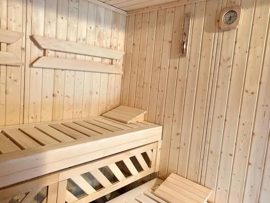 Charming cottage KLARA with Sauna, Nature&Privacy near Prague